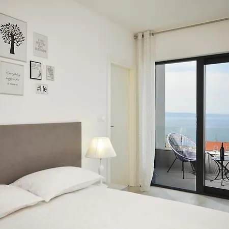 Nina 1 别墅 马卡尔斯卡